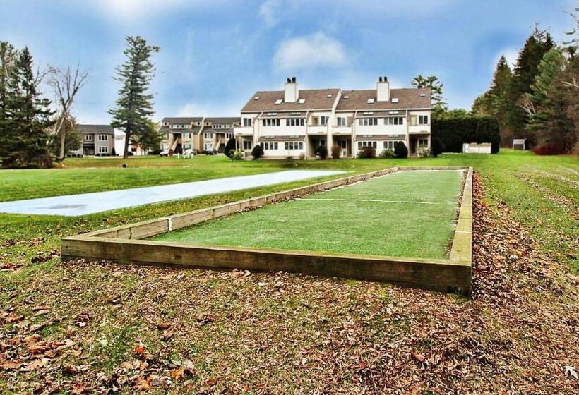 استراحتگاه The Ponds At Foxhollow