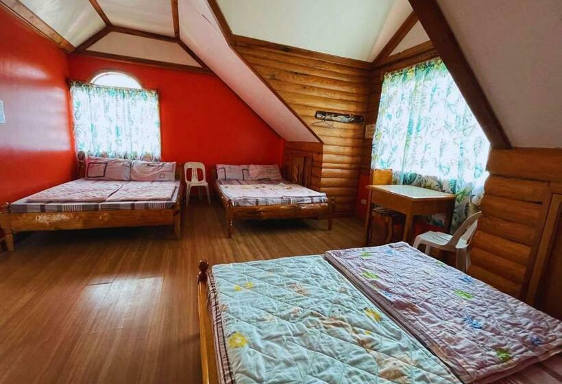 ユースホステル Pinecone Lodge & Restaurant