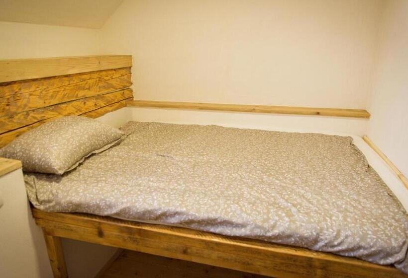 הוסטל Válaszút Fogadó