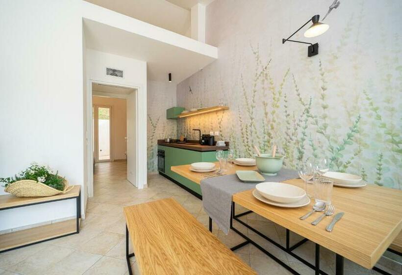 Elbitat Homes