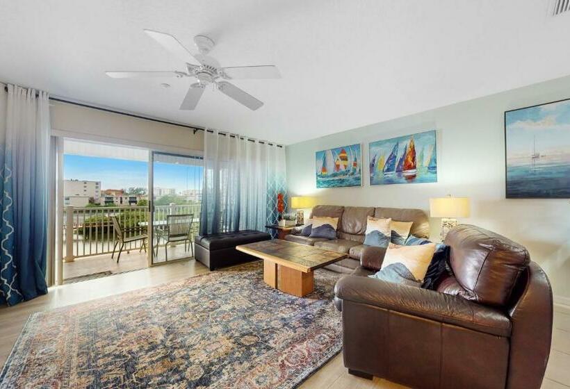 فندق Captain S Cove #207