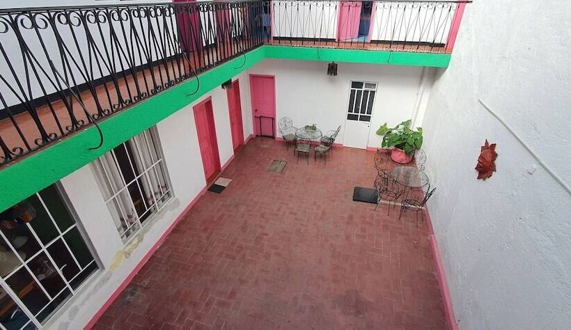 هتل Casa California