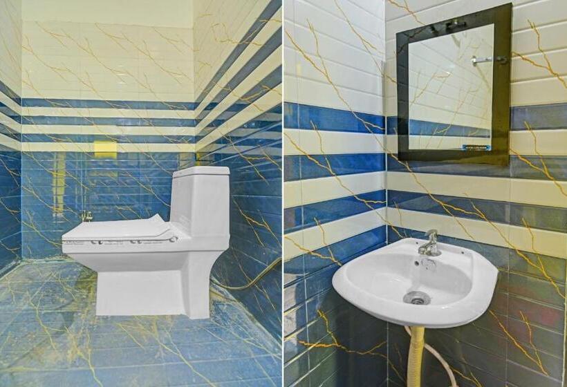 호텔 Oyo Flagship 81214 The Ganga Regency