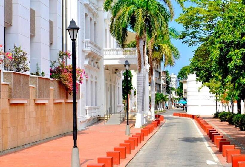 تختخواب و صبحانه Aurelia Compartida Hospedaje