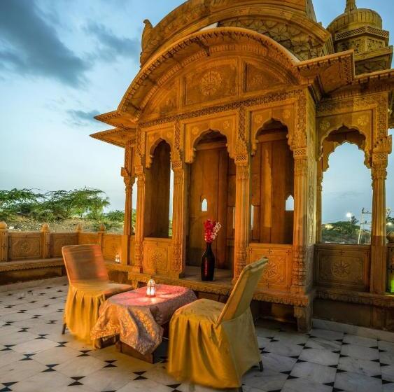 فندق Golden Rock Palace