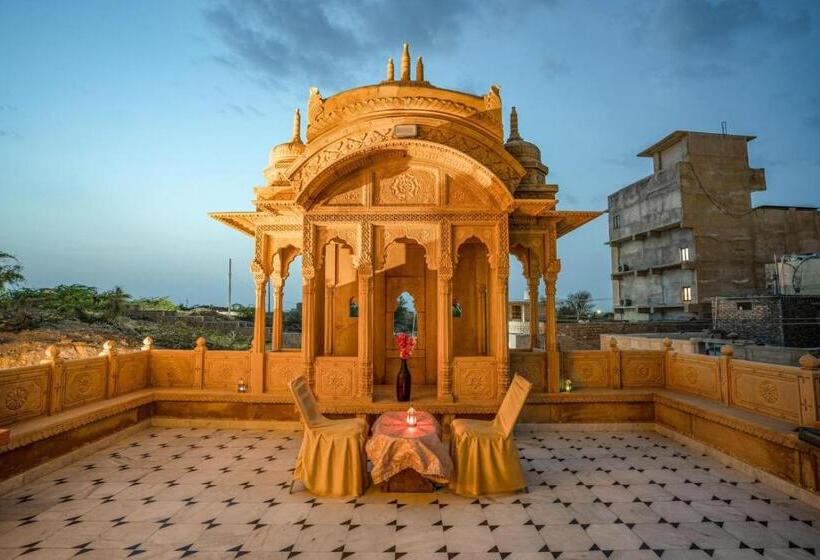 فندق Golden Rock Palace