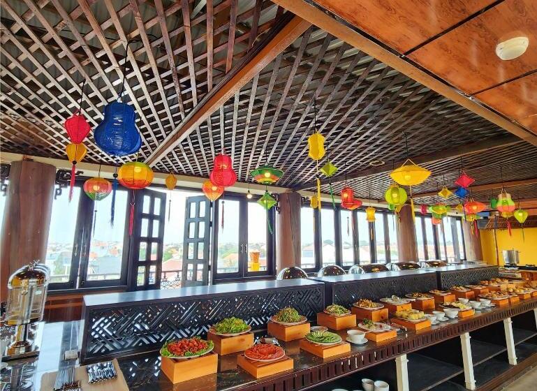 هتل Ihome Hoi An
