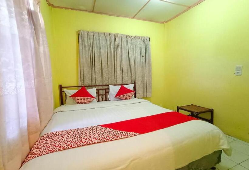 هتل Oyo 92503 Penginapan & Villa Sirait