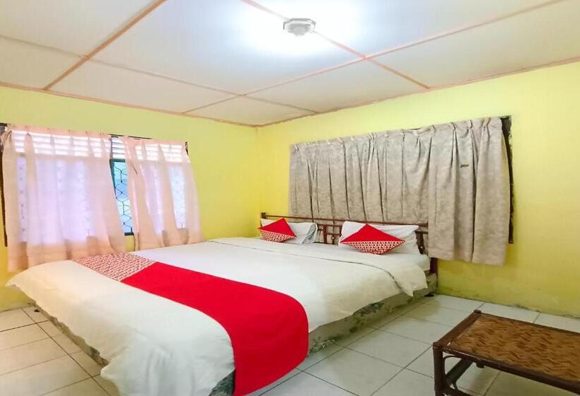 هتل Oyo 92503 Penginapan & Villa Sirait