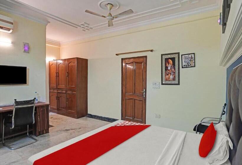 Hotel Oyo Flagship 81208 The Moonlight Residency