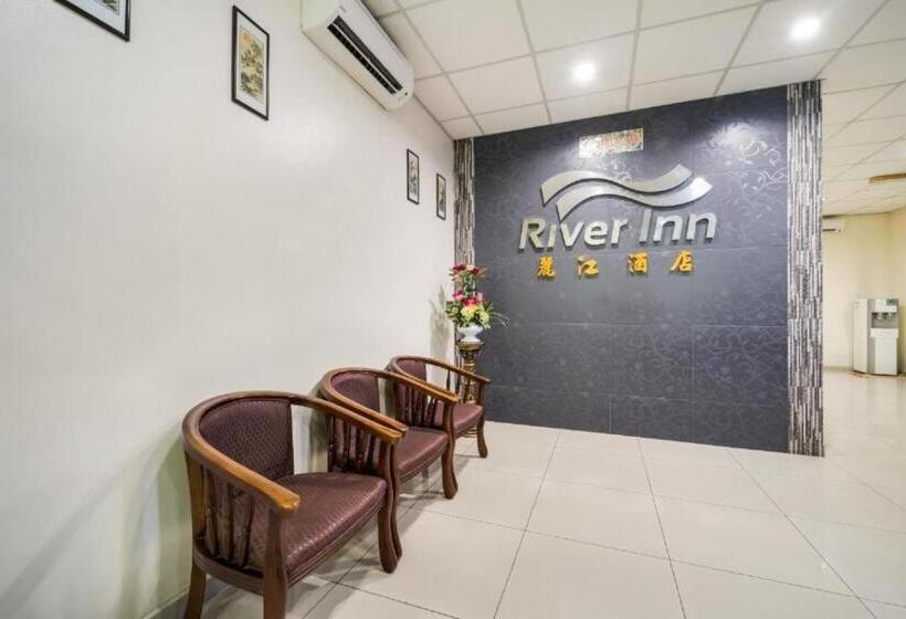 酒店 River Inn