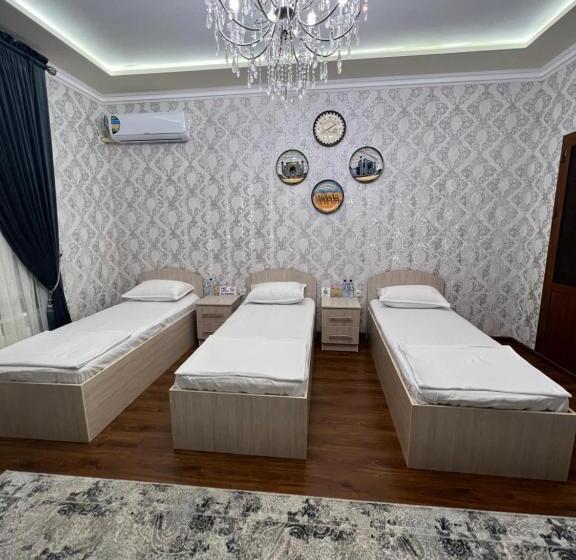 بنسيون Lazgo Castello
