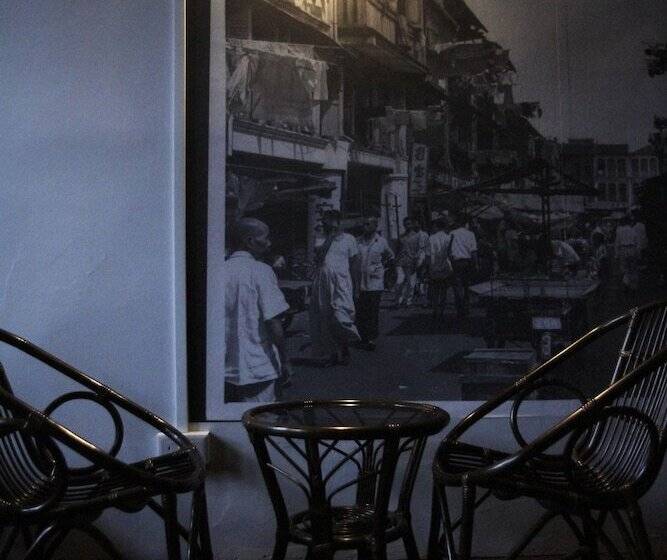 60's Hostel