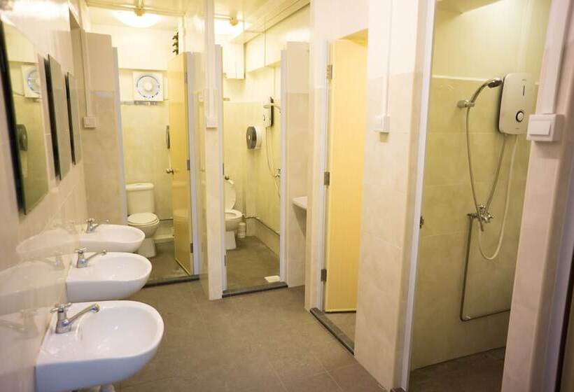 Ark Hostel