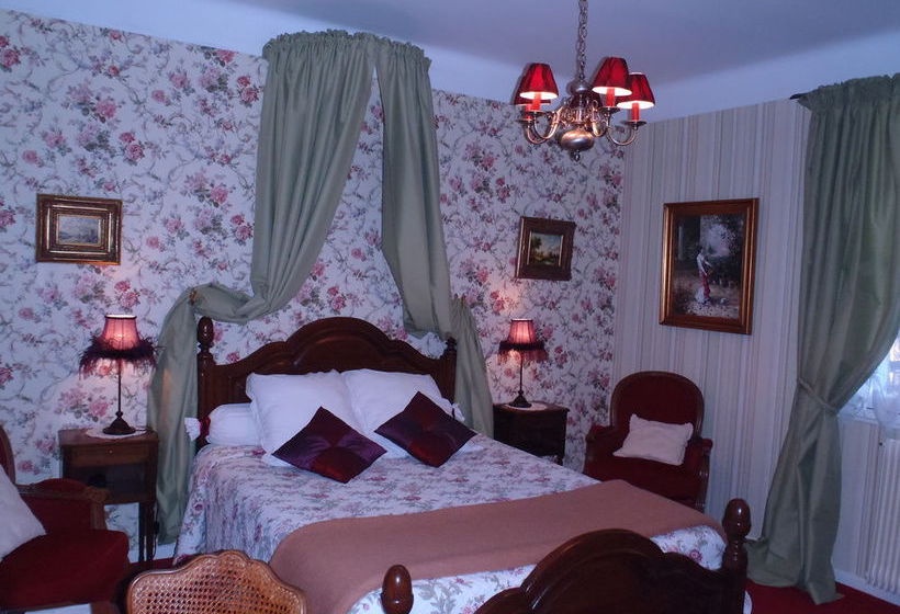 住宿加早餐  La Villa Les Pins