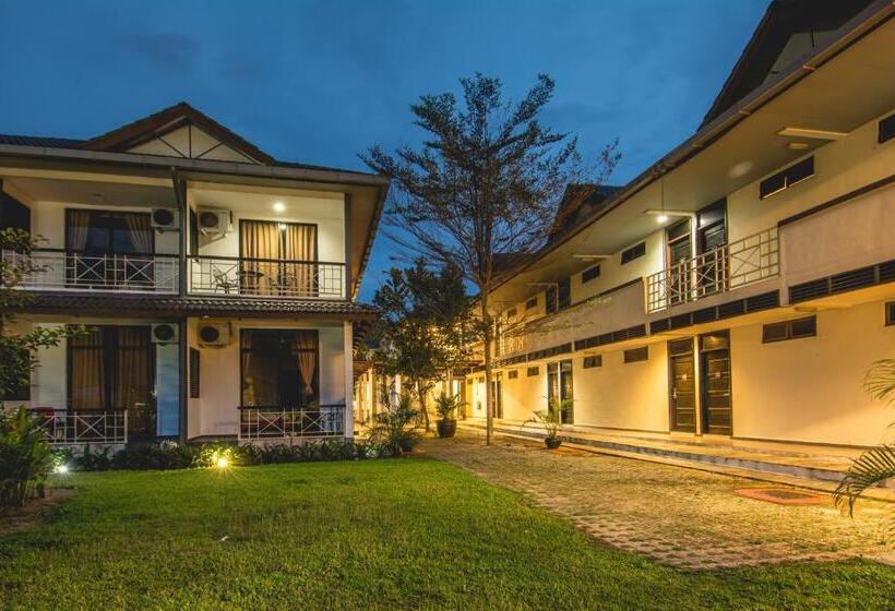 هتل Alia Residence