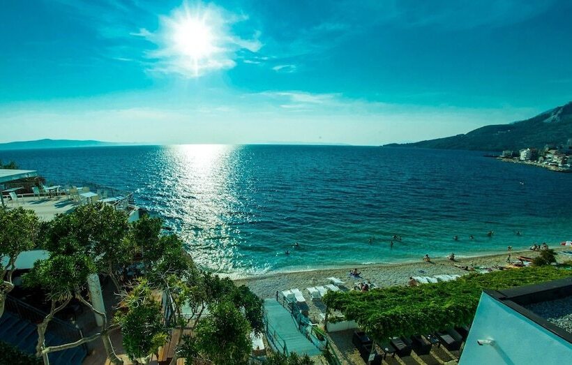 فندق Beach