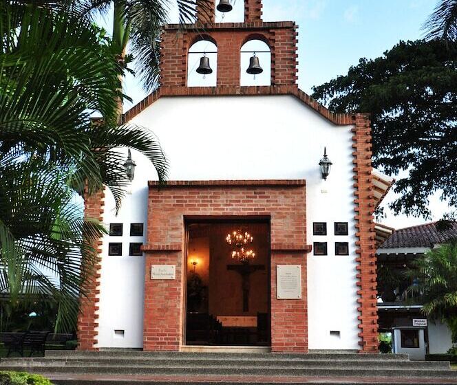 هتل Campestre Las Camelias