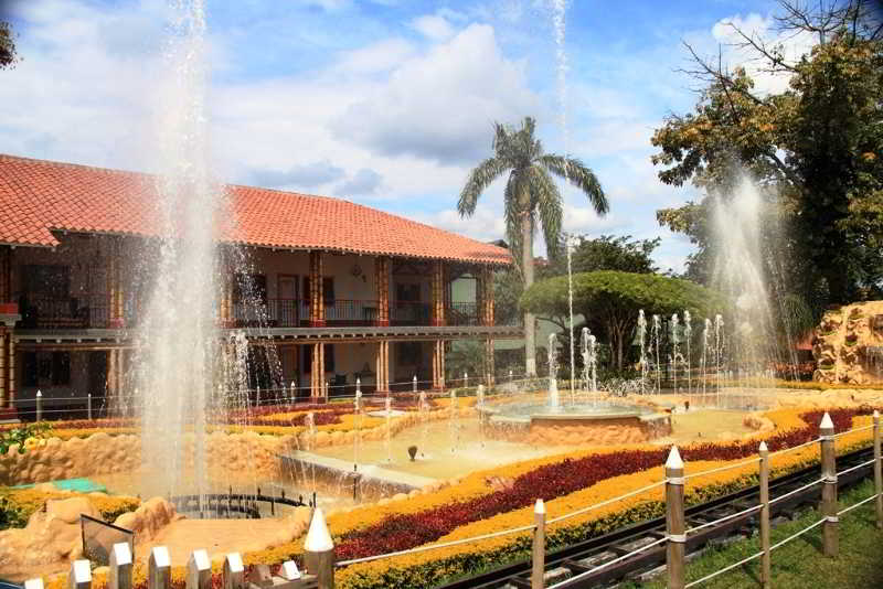 هتل Campestre Las Camelias