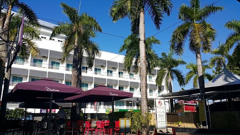 هتل Cenang Plaza Beach
