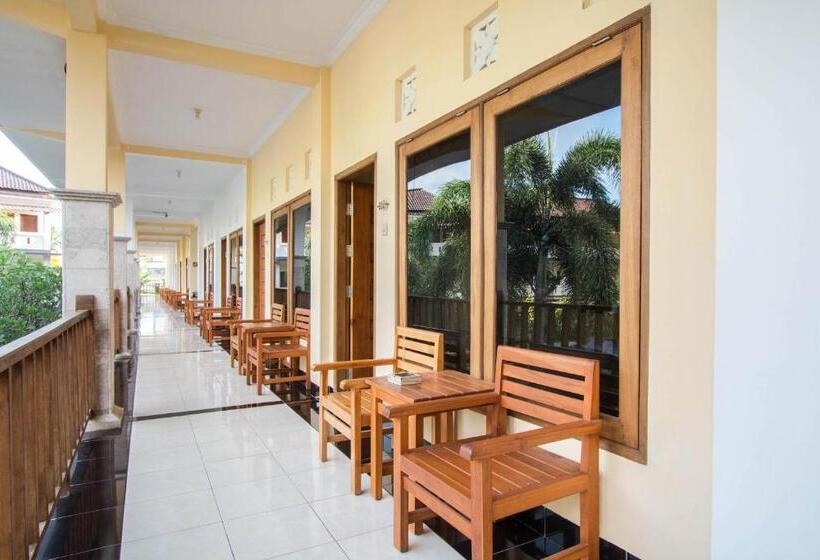 هتل Central Inn Senggigi