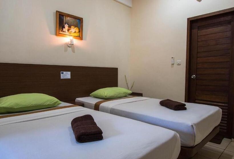 هتل Central Inn Senggigi