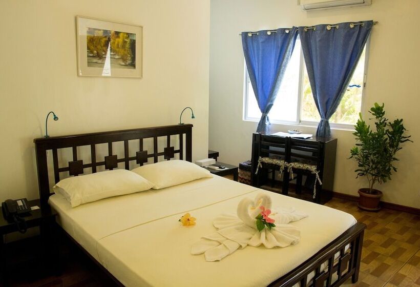 בית מלון כפרי Divegurus Boracay Beach Resort