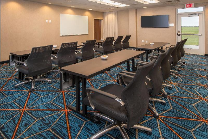هتل Fairfield Inn & Suites By Marriott Easton