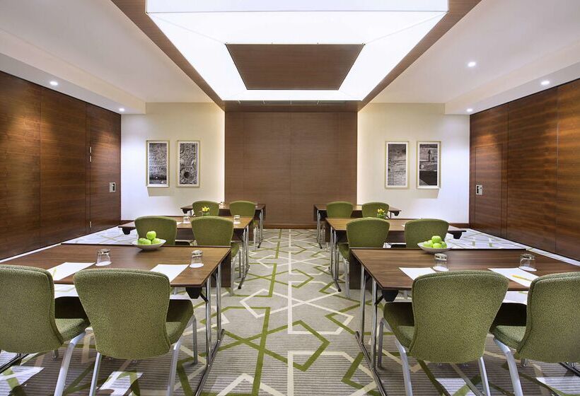 Fotos del hotel Hilton Garden Inn Dubai Al Muraqabat  Deira:  40