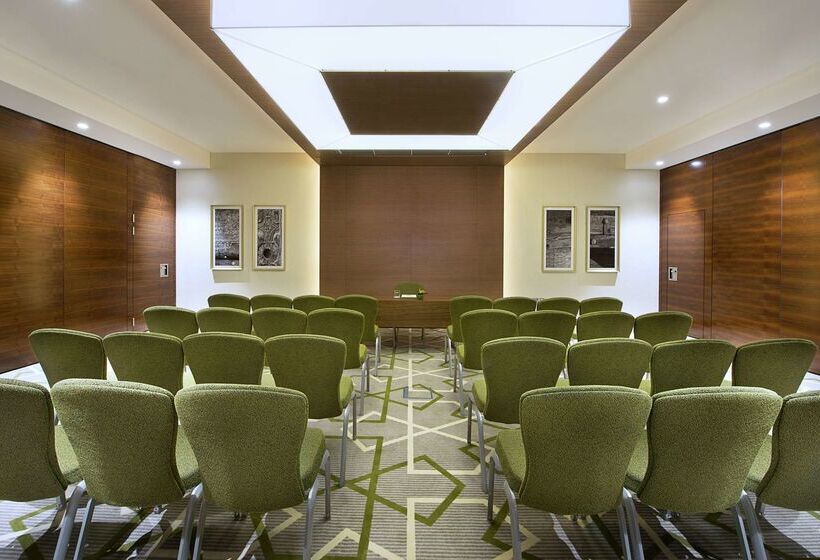 Fotos del hotel Hilton Garden Inn Dubai Al Muraqabat  Deira:  41
