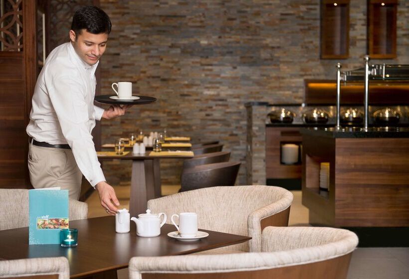 Fotos del hotel Hilton Garden Inn Dubai Al Muraqabat  Deira:  53