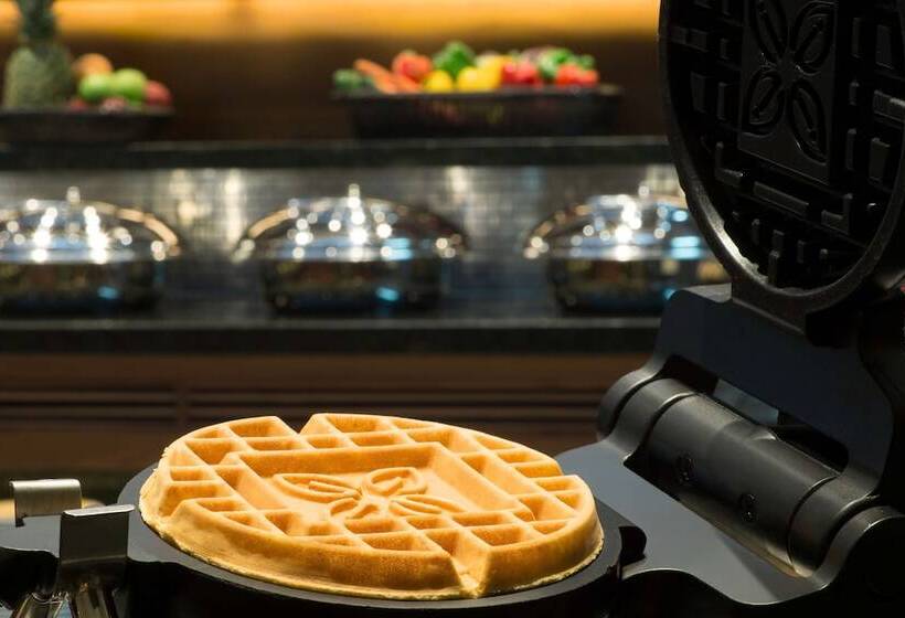 Fotos del hotel Hilton Garden Inn Dubai Al Muraqabat  Deira:  7