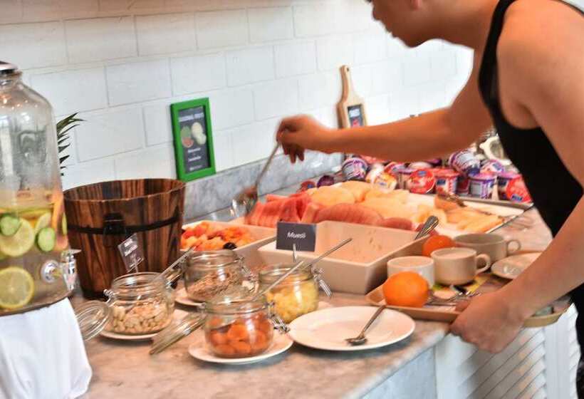 Fotos del hotel Ibis Styles Dragon Mart Dubai:  30