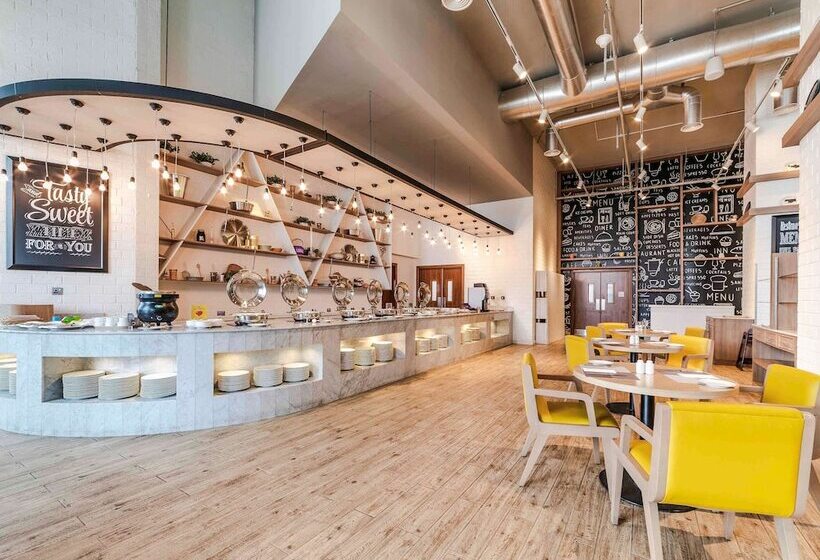 Fotos del hotel Ibis Styles Dragon Mart Dubai:  50