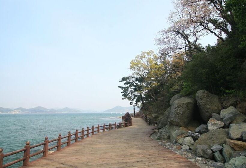 فندق Kumho Tongyeong Marina Resort