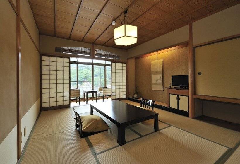 هتل Kyoto Uji Hanayashiki Ukifuneen
