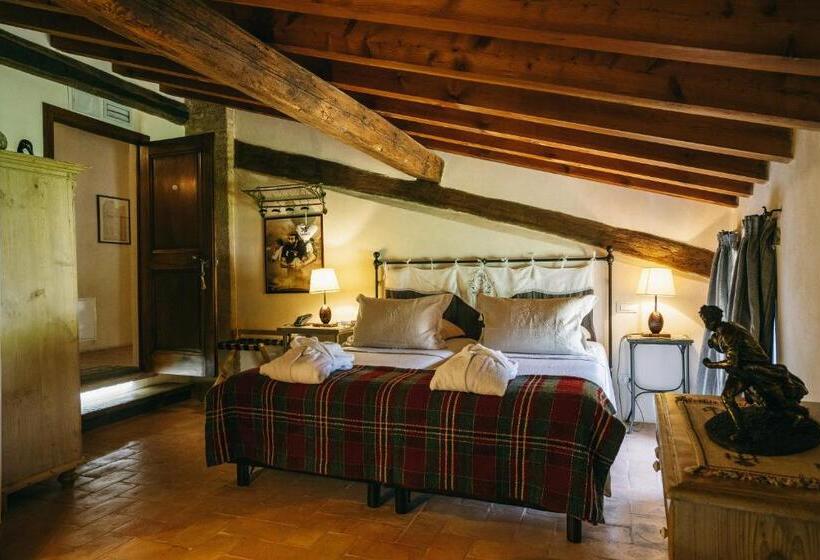 هتل L Unicorno Agriturismo