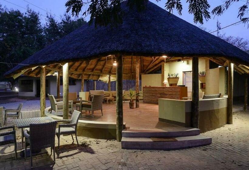 בית מלון כפרי Montebelo Gorongosa Lodge & Safari