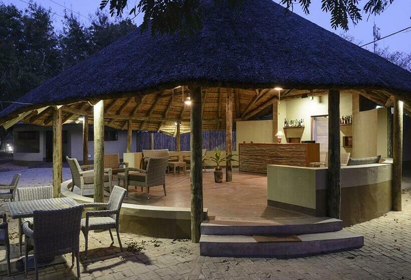 בית מלון כפרי Montebelo Gorongosa Lodge & Safari