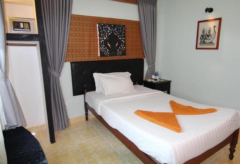 هتل Naga Angkor Hostel