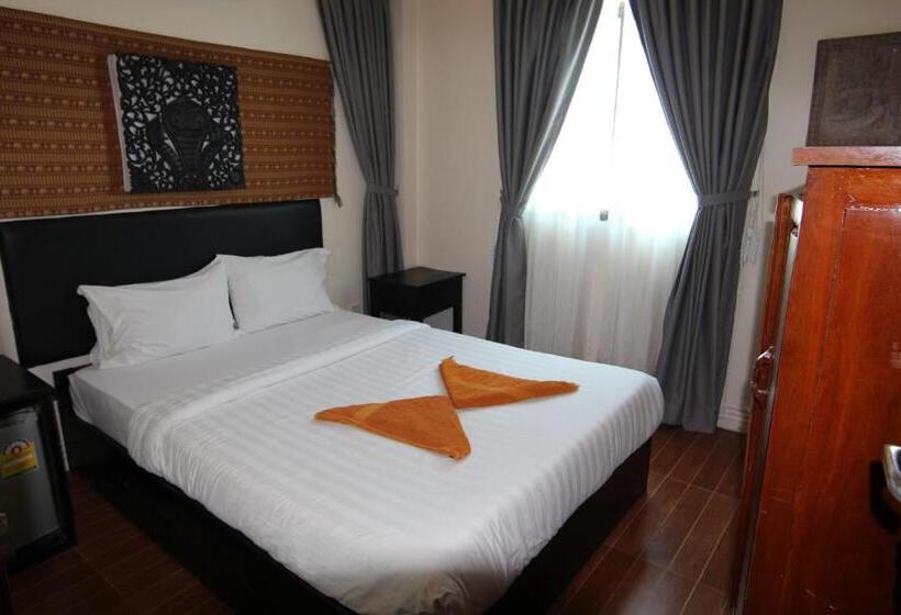 هتل Naga Angkor Hostel