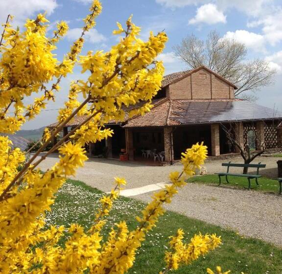 هتل روستایی Agriturismo Antica Torre