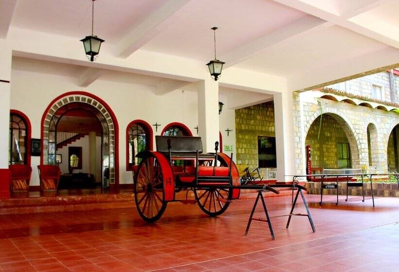 هتل Spa Taninul