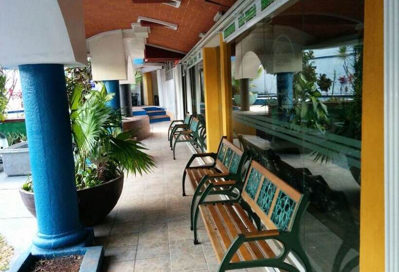 Fotos del hotel Suites Elia Noemi:  36