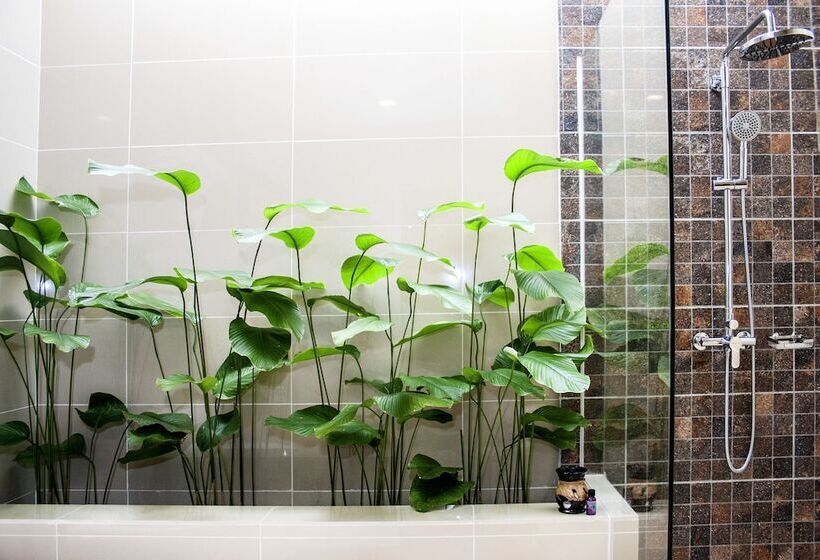 هتل Palette Telaga Terrace Boutique Resort