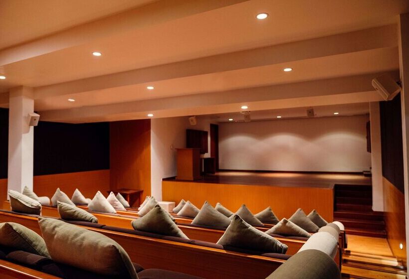 هتل Diwa Club By Alila   A Hyatt Brand