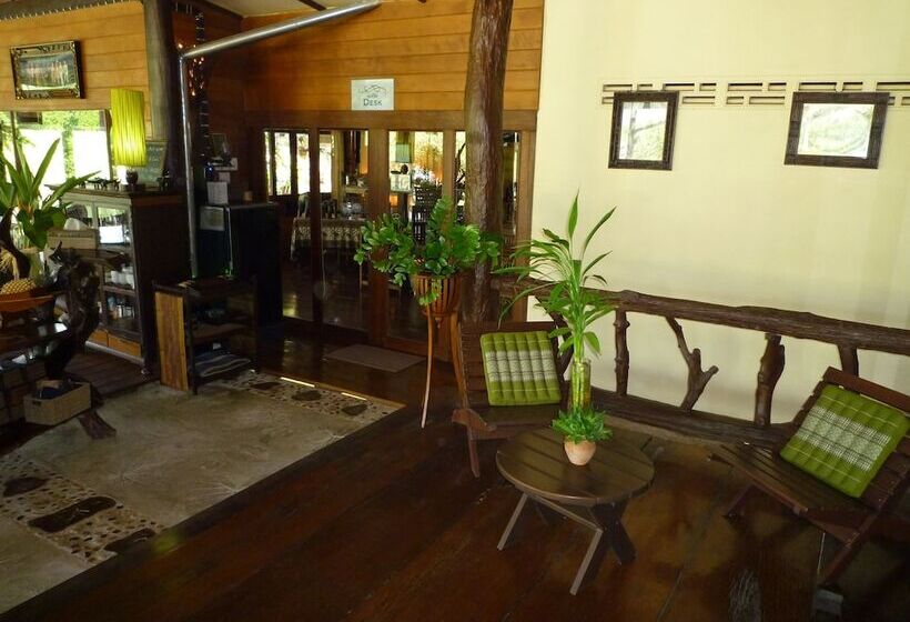 هتل The Mangrove Hideaway Koh Chang