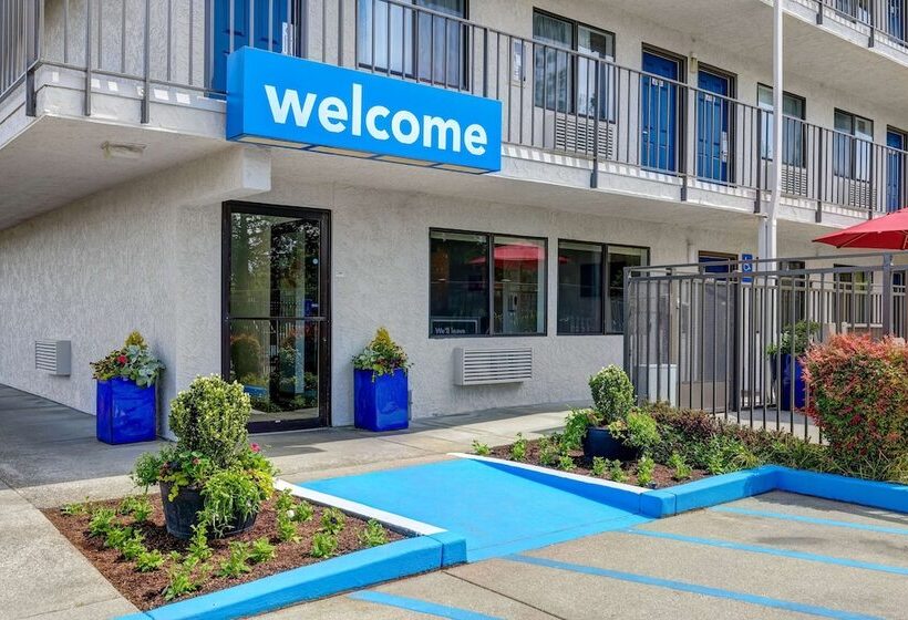 Motel 6kirkland, Wa  North Kirkland