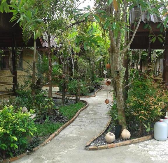پانسیون Baan Bamboo Resort