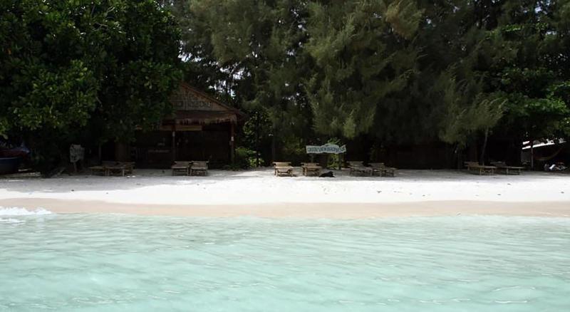 پانسیون Green View Beach Resort